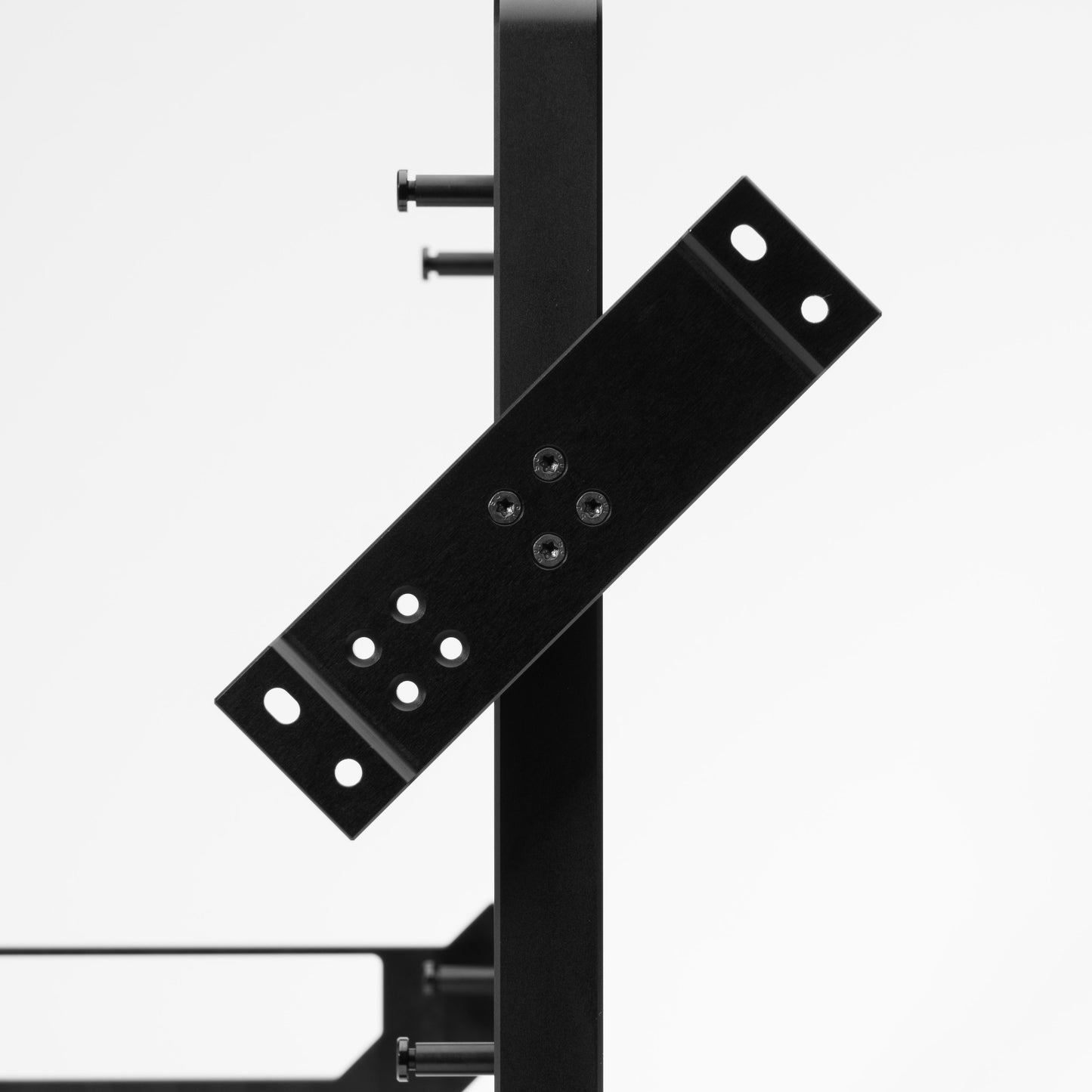 RADIATOR MOUNT 120