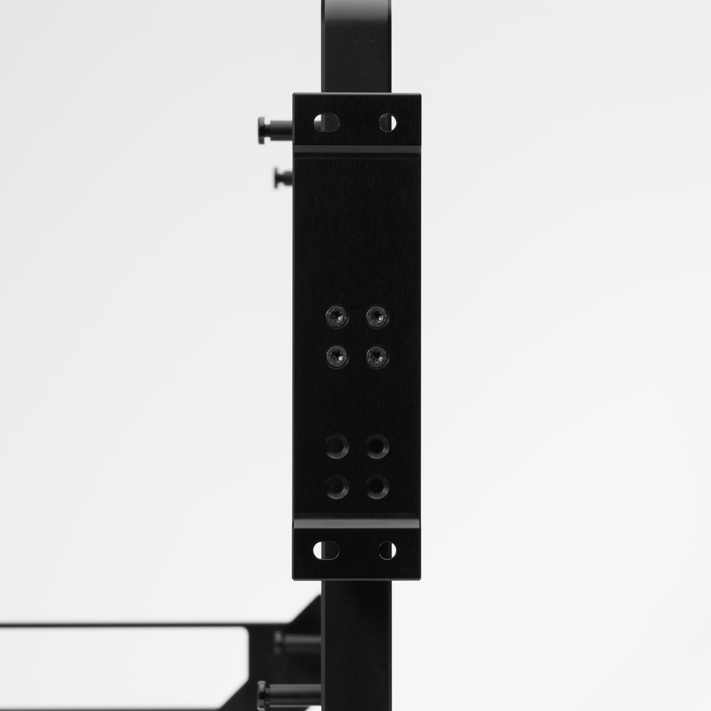 RADIATOR MOUNT 140